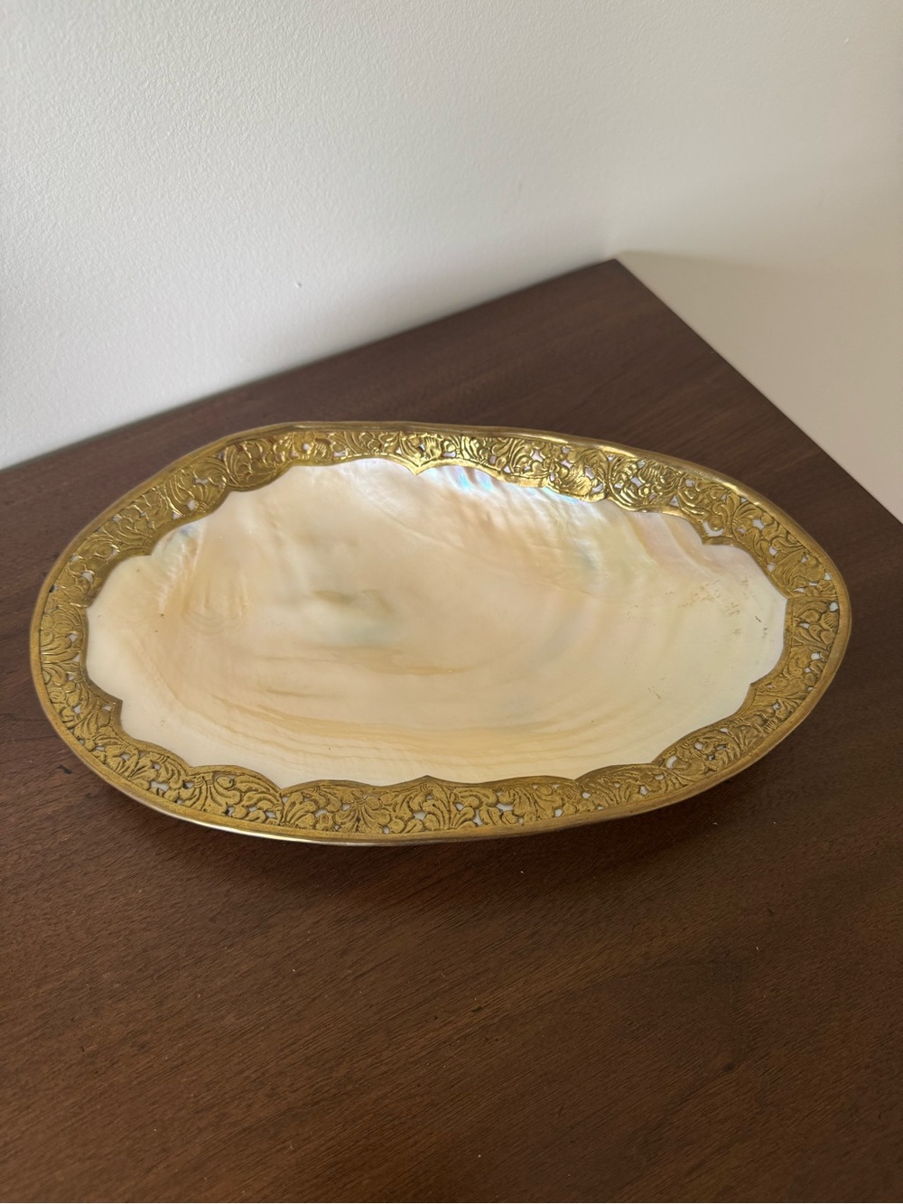 Vintage Mother Of Pearl Shell Footed Trinket Dish Brass Intricate Edge Detail